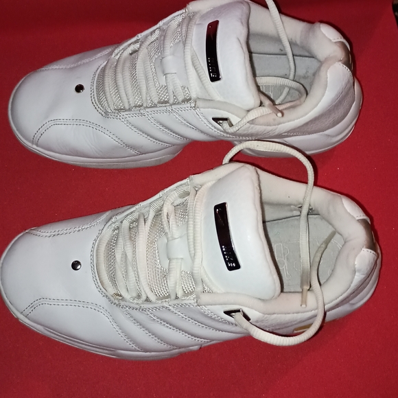 Nike White Sneakers with Metallic Swoosh - Picture 8 of 12